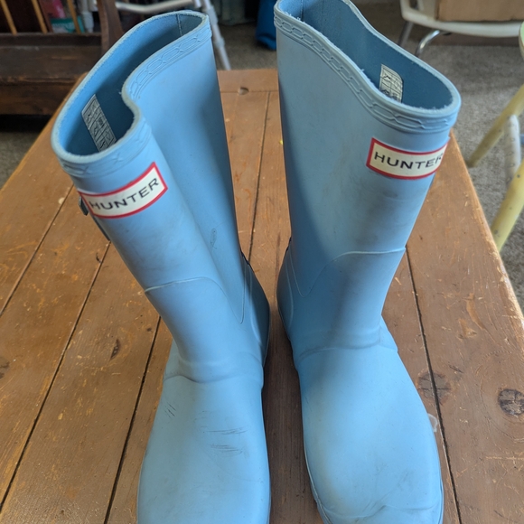 Hunter Blue Rain Boots - Picture 5 of 10